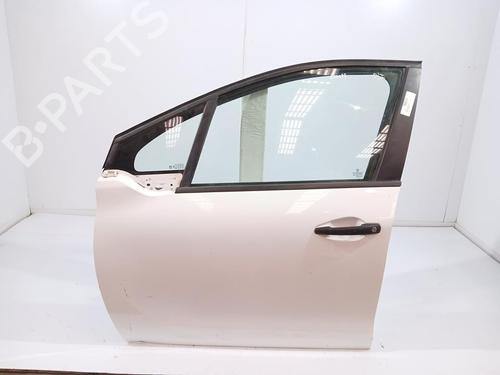 Used Left front door PEUGEOT 208 I (CA_, CC_) [2012-2021]  32470188