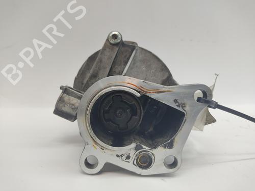 Used Vacuum pump RENAULT SCÉNIC II (JM0/1_) [2003-2010]  11012940