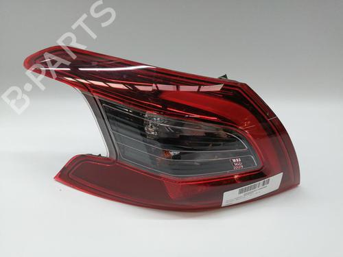 Used Left taillight PEUGEOT 308 II (LB_, LP_, LW_, LH_, L3_) [2013-2021]  32428096