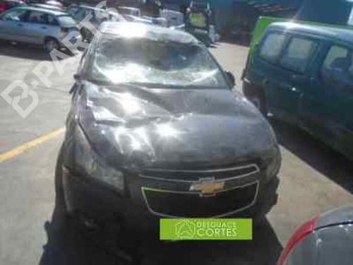 Used Parts CHEVROLET CRUZE Hatchback (J305)    739790