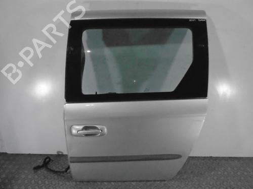 Used Left slide door CHRYSLER VOYAGER IV (RG, RS) 2.5 CRD (141 hp) 8647827