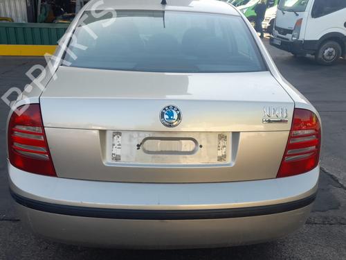 Left mirror SKODA SUPERB I (3U4) 1.9 TDI | BP17717880C26 
