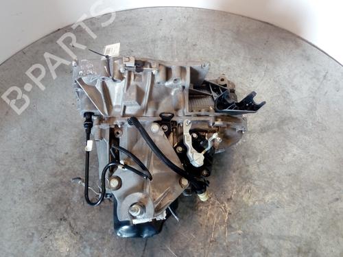 Used Gearbox RENAULT WIND (E4M_) 1.2 (E4MF) (101 hp) 13537410