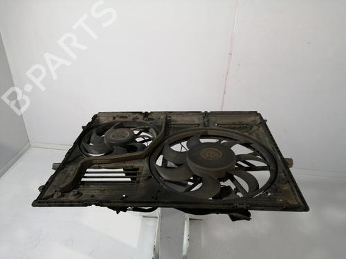 Used Radiator fan VW TOUAREG (7LA, 7L6, 7L7) 3.2 V6 (241 hp) 17066935