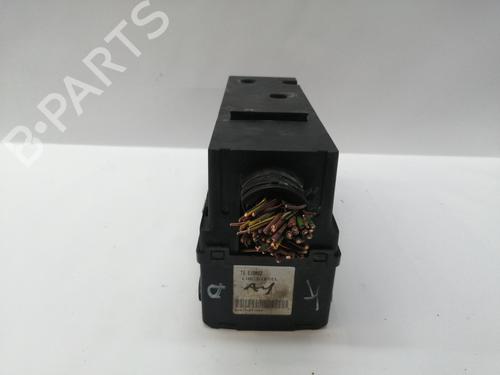 Fuse box LAND ROVER RANGE ROVER SPORT I (L320) 3.6 D 4x4 | BP18141669E1 