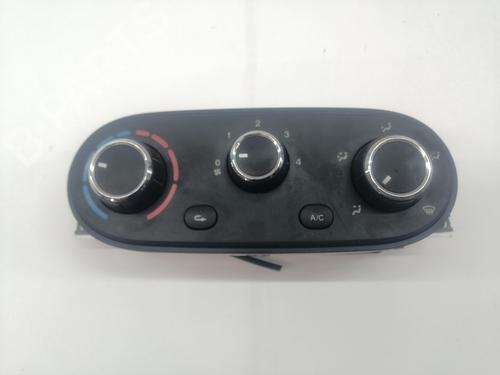 Used Climate control IVECO DAILY VI Platform/Chassis [2014-2025]  20647900