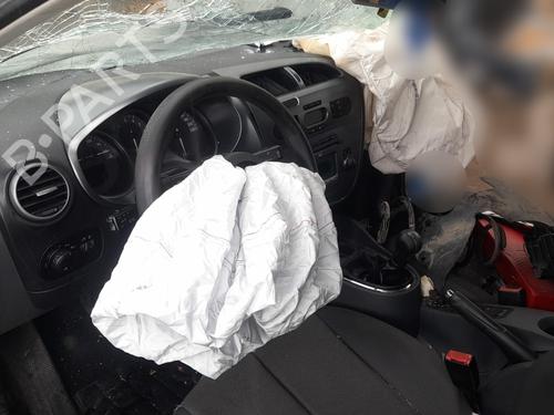 Front left lock SEAT LEON (1P1) 1.6 | BP28118860C98 