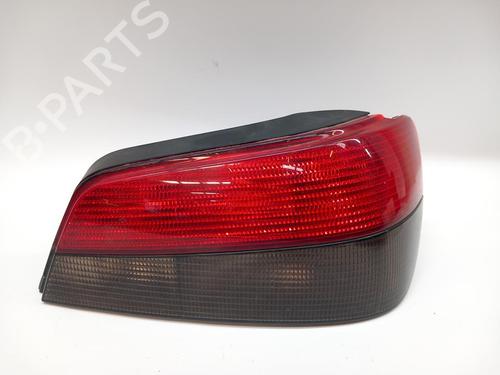 Used Right taillight PEUGEOT 306 (7B, N3, N5) 1.6 SR (89 hp) 32470205