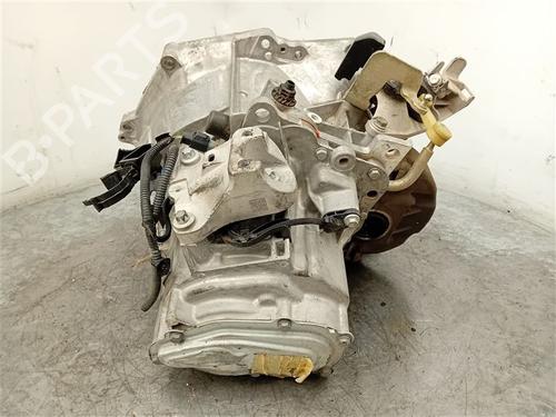 Gearbox OPEL CORSA F (P2JO) 1.2 (68) | BP39966761M3 - Image 2