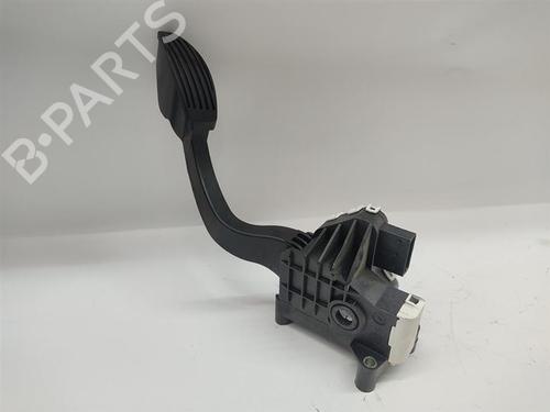 Used Pedal Pedal 32423366 32423366