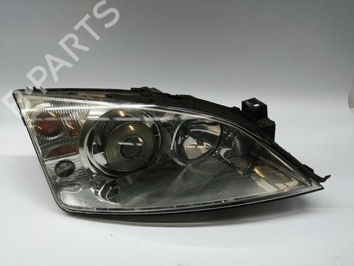 Used Right headlight Right headlight FORD MONDEO III (B5Y) 2.2 TDCi (155 hp) 33935779 33935779