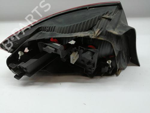 Right taillight PEUGEOT 407 (6D_) 2.0 (6DRFNB, 6DRFNE) | BP29278702C35 