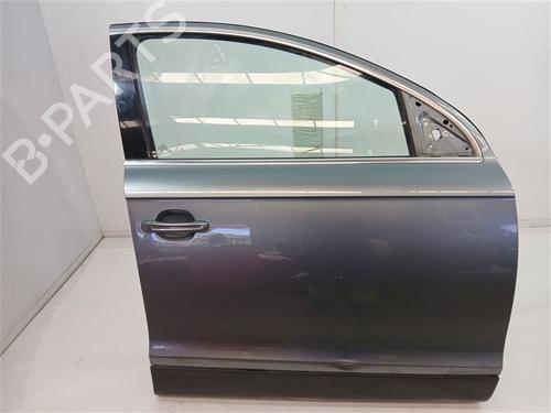 Used Right front door Right front door 39468571 39468571