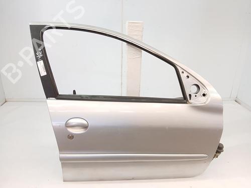 Porta frente direita Porta frente direita PEUGEOT 206 Hatchback (2A/C) 1.4 HDi eco 70 (68 hp) 35806033 35806033