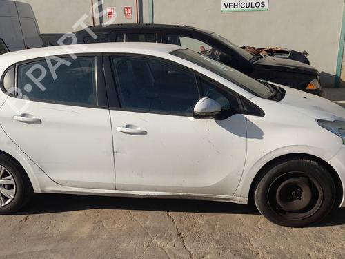 Rear parcel shelf PEUGEOT 208 I (CA_, CC_)  | BP29267272C85 