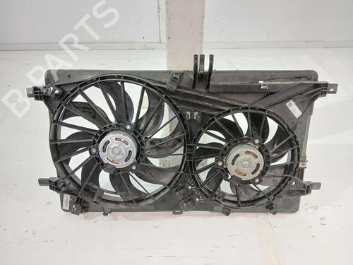 Used Radiator fan Radiator fan 37182345 37182345