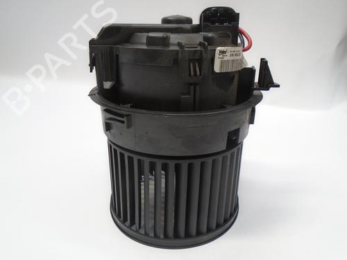 Used Heater blower motor PEUGEOT 208 I (CA_, CC_) 1.4 HDi (68 hp) 14027461