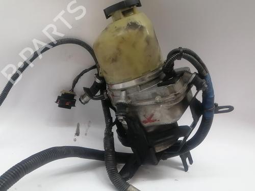 Used Steering pump OPEL MERIVA B MPV (S10) [2010-2017]  30094637