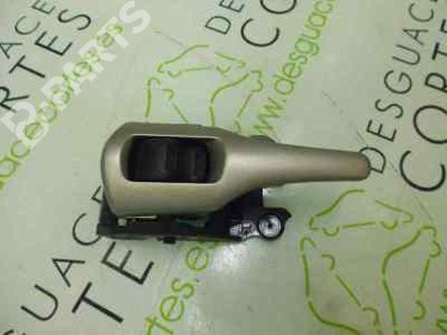 Used Front right interior door handle Front right interior door handle TOYOTA AURIS (_E15_) 2.2 D (ADE157_, ADE151_, ADE151R, ADE157R) (177 hp) 5789440 5789440