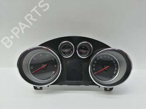 Used Instrument cluster OPEL ASTRA J (P10) [2009-2016]  15678786