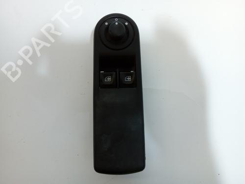 Used Left front window switch RENAULT CLIO III Grandtour (KR0/1_) 1.5 dCi (75 hp) 10083586