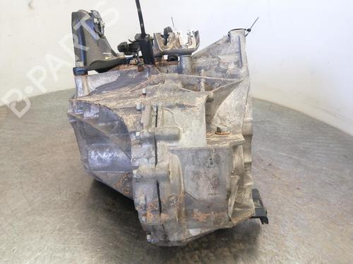 Gearbox KIA SORENTO III (UM) | BP32204738M3
