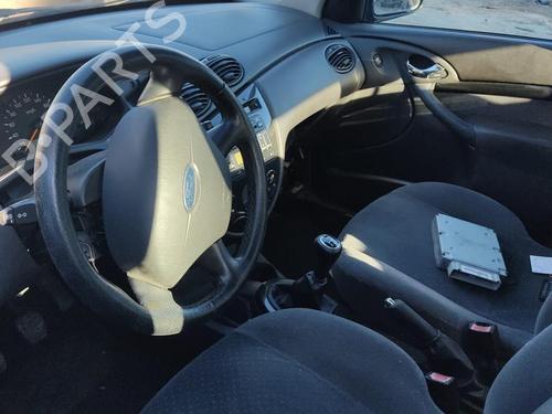 Left headlight FORD FOCUS I Saloon (DFW) 1.6 16V | BP32018270C28