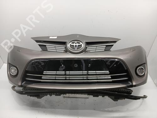 Used Front bumper TOYOTA VERSO (_R2_) 1.6 D4-D (WAR20_) (112 hp) 28325951