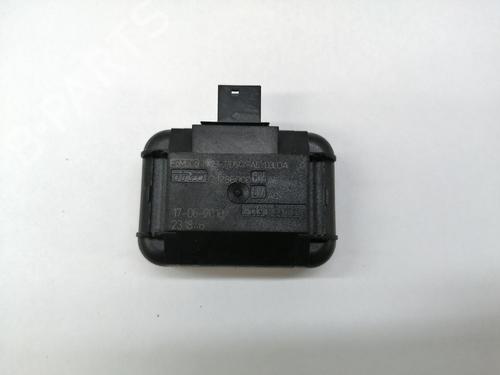 Used Electronic sensor LAND ROVER DISCOVERY IV (L319) 3.0 TD 4x4 (245 hp) 16546139
