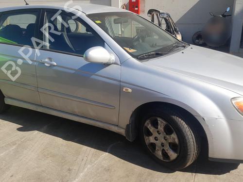 Right front door KIA CERATO I Hatchback (LD) 2.0 CRDi | BP29340457C3 