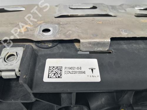 Frontplade/Frontkurv TESLA MODEL Y (5YJY) Long Range All-wheel Drive | BP30406399C72 - Image 4