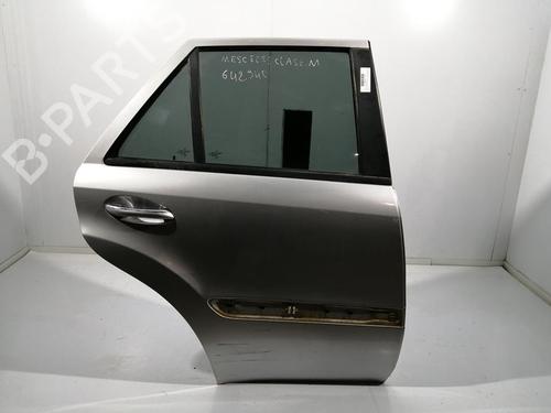 Used Right rear door MERCEDES-BENZ M-CLASS (W164) ML 320 CDI 4-matic (164.122) (224 hp) 28151238