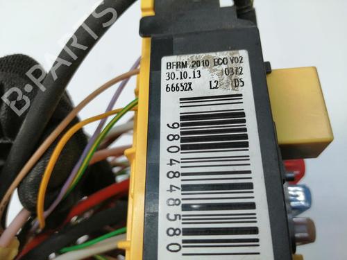 Fuse box PEUGEOT 308 II (LB_, LP_, LW_, LH_, L3_)  | BP29982408E1