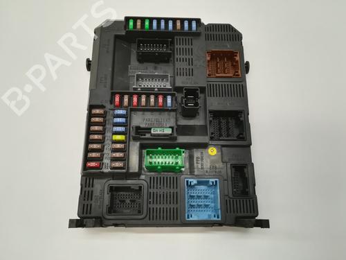 Used Fuse box PEUGEOT 308 II (LB_, LP_, LW_, LH_, L3_) [2013-2021]  11205223