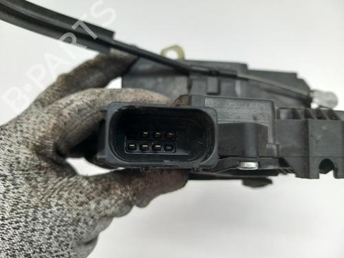 Front left lock FIAT DUCATO Van (250_) 160 Multijet 3,0 D | BP30729632C98 