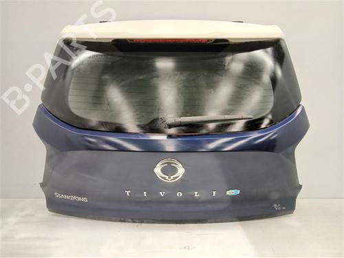 tailgate-ssangyong-tivoli-2015-16113857 main image