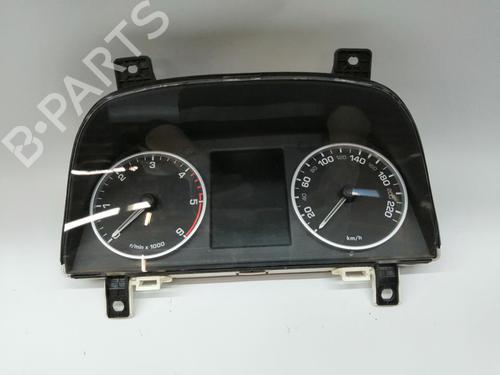 Used Instrument cluster LAND ROVER DISCOVERY III (L319) 2.7 TD 4x4 (190 hp) 30177418