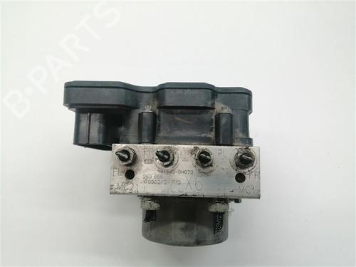 Used Control unit Control unit 17666360 17666360