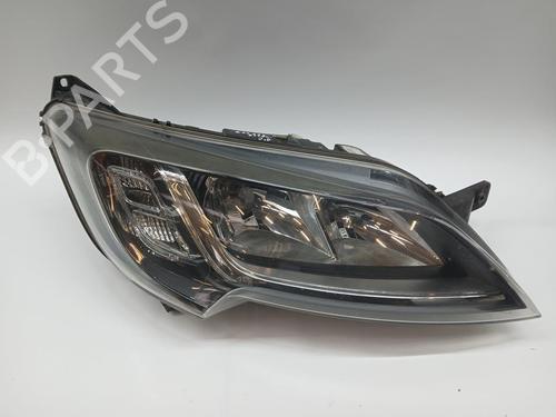 Used Right headlight Right headlight PEUGEOT BOXER Van 2.2 HDi 110 (110 hp) 33185444 33185444