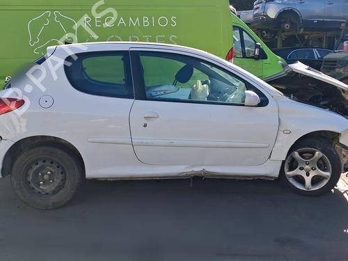 Used Parts PEUGEOT 206 Hatchback (2A/C)  2.0 HDI 90  4541229