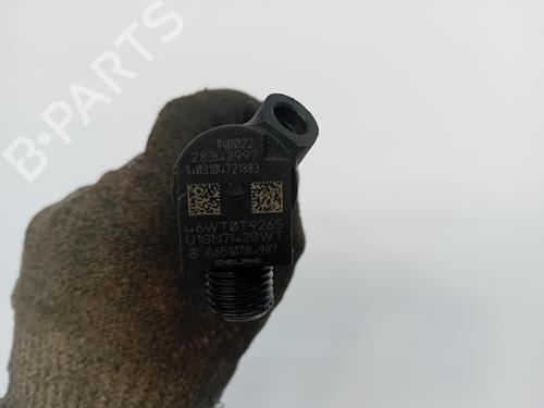 Injector MERCEDES-BENZ C-CLASS (W205) C 220 BlueTEC / d (205.002, 205.004) | BP27180714M100 