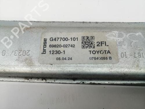 Rudehejsemekanisme ventre foran TOYOTA COROLLA Hatchback (_E21_, _EA1_, _EH1_)  | BP29604707C22 