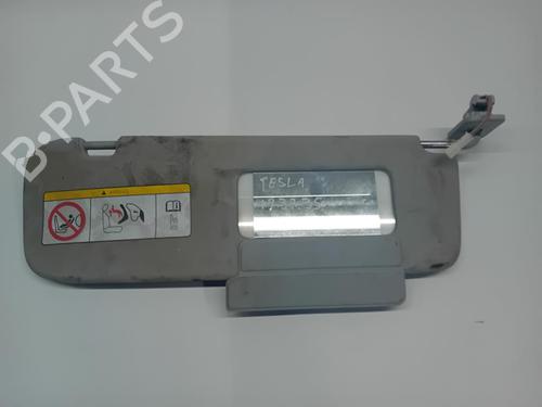 Used Right sun visor Right sun visor 37584352 37584352