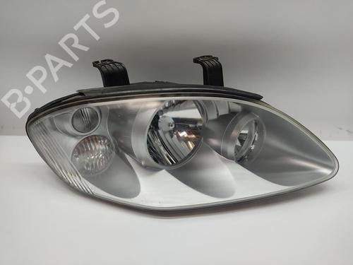 Used Right headlight Right headlight 37246937 37246937