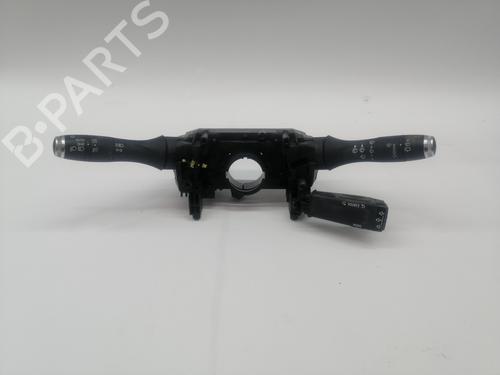 Used Headlight switch RENAULT CLIO V (B7_) [2019-2025]  29351611