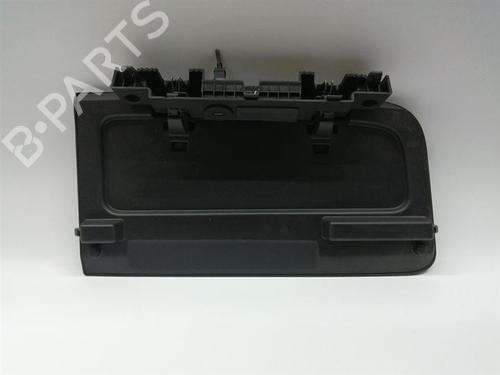 right-front-door-fiat-500x-334_-2014-30727235 main image