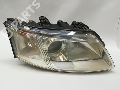 Used Right headlight Right headlight SAAB 9-3 (YS3F, E79, D79, D75) 2.2 TiD (125 hp) 10540301 10540301