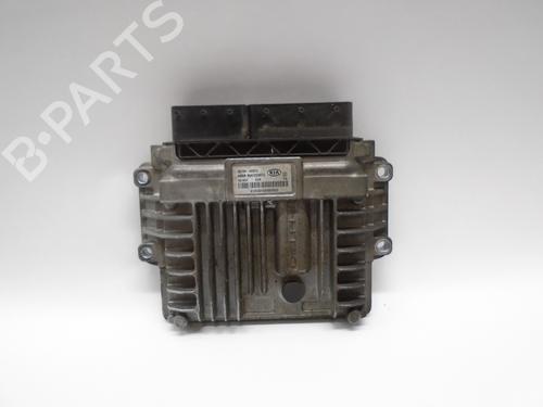 Used Engine control unit (ECU) KIA CARNIVAL / GRAND CARNIVAL III (VQ) 2.9 CRDi (185 hp) 8887533