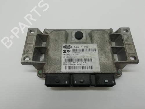 Used Engine control unit (ECU) PEUGEOT 407 (6D_) 2.2 16V (6D3FYH, 6D3FYE) (163 hp) 11281908