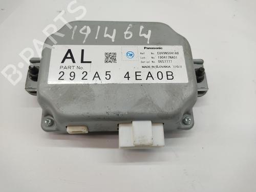 Module électronique NISSAN QASHQAI II SUV (J11, J11_) [2013-2025]  21138832